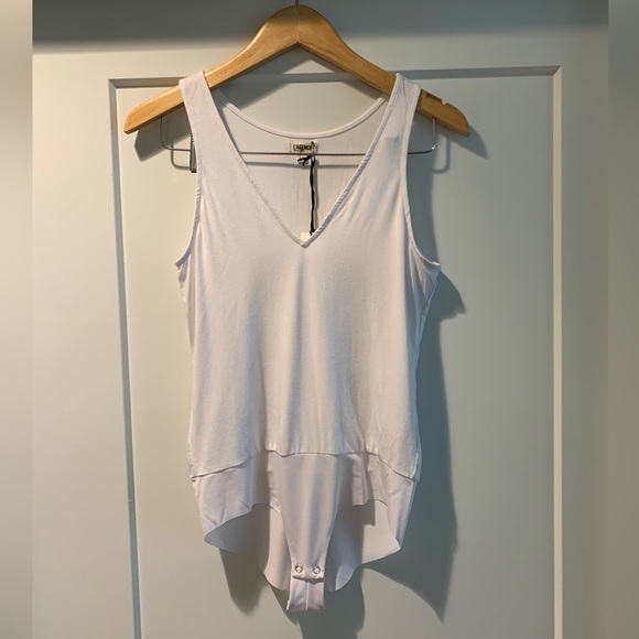 NWT L’AGENCE Winnie Deep V-Neck White Bodysuit - Picture 6 of 14